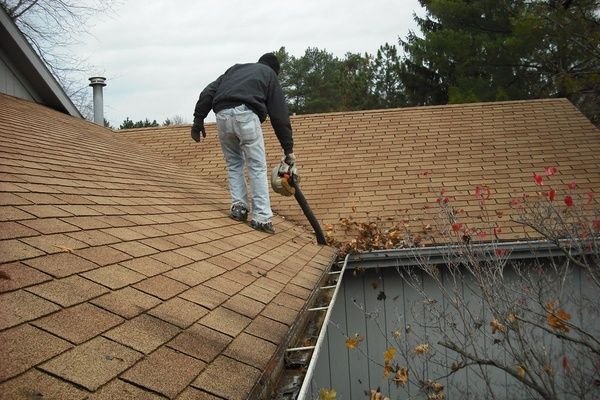 Gutter Debris Removal Service