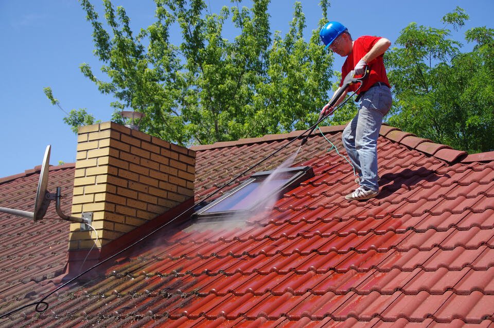 Roof Cleaning & Washing